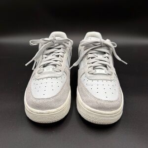 Nike Air Force 1 ’07 PRM Light Grey Suede | Women’s 8